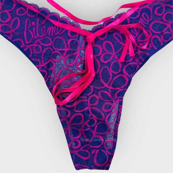 Savage X Fenty Ribbon Writing Lace Brazilian | Plus Size 1X Purple Pink Groovy - Picture 4 of 8